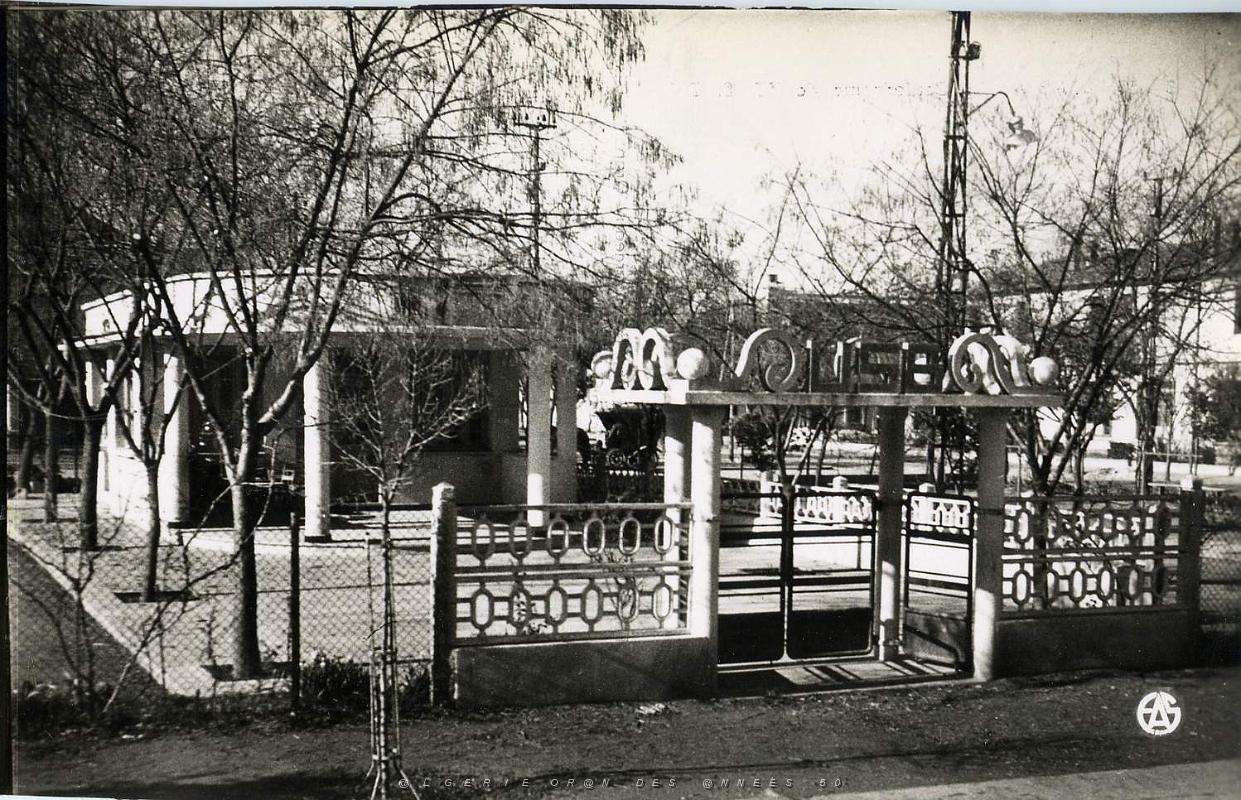 Burdeau 502- boulodrome COLLECTION DES AMIS DE ND DE SANTA CRUZ.jpg